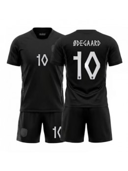 Otroški Nogometna dresi replika Norveška Martin Odegaard #10 Gostujoči SP 2026 Kratek rokav (+ hlače)